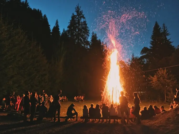 HEFTIGE MIDTSOMMER ENERGIER OG TAROTKORTET SKJEBNEHJULET. ALT HENGER SAMMEN!